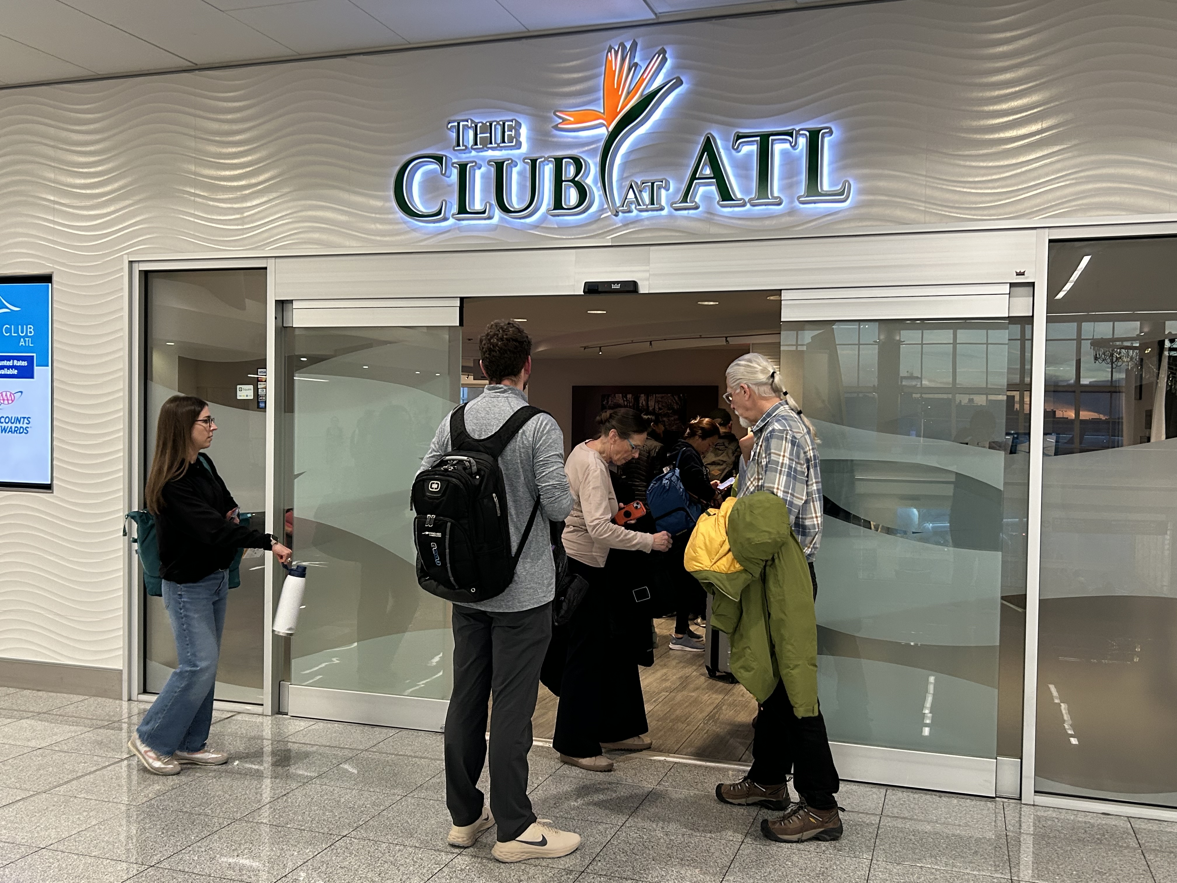 Skip the Waitlist (for FREE!) at The Club at ATL Airport Lounge