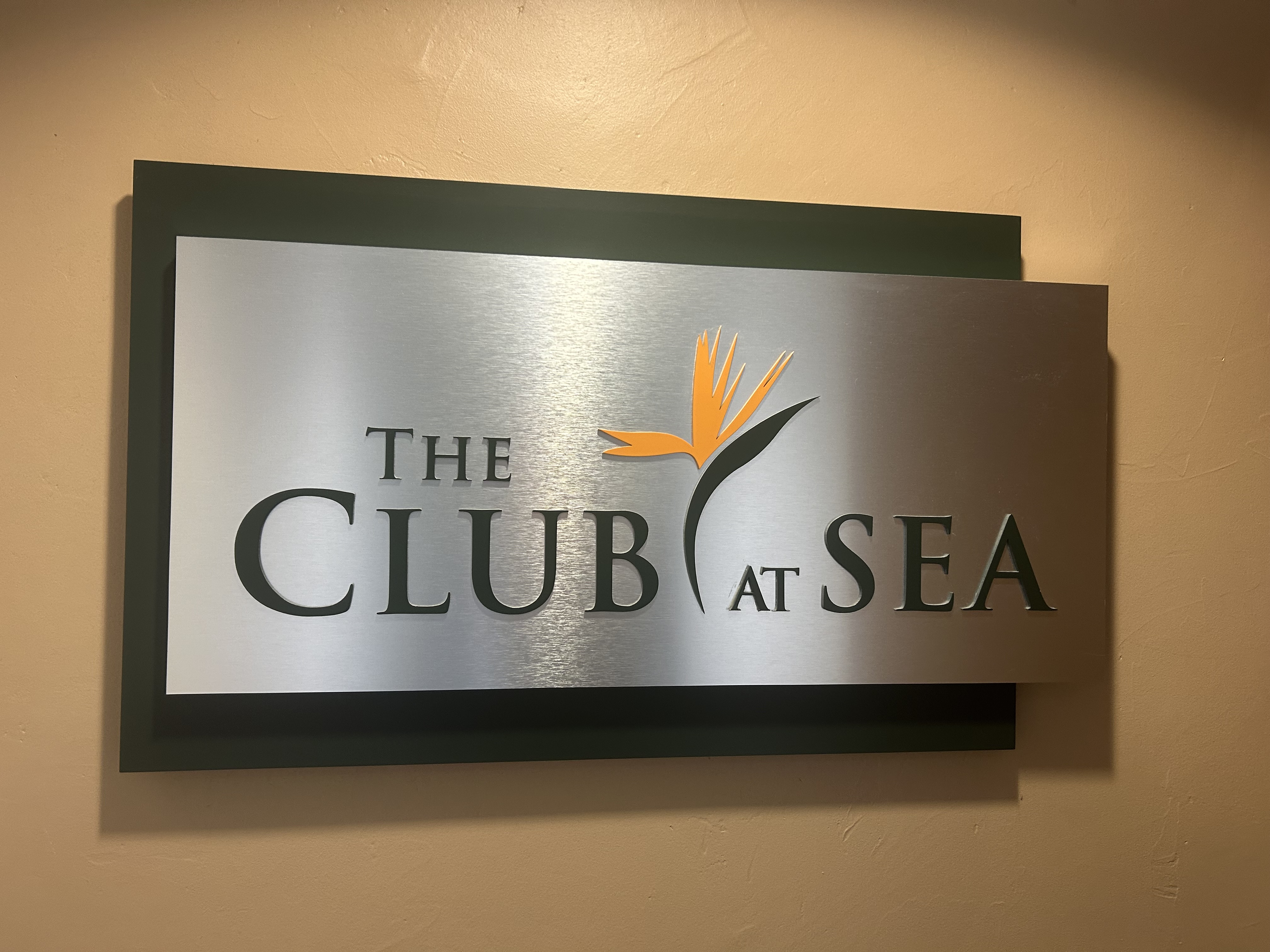 Skip the Waitlist (for FREE!) at The Club SEA Airport Lounge